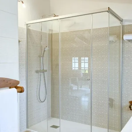 펜션 El Llugaron Miravalles