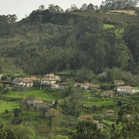 펜션 El Llugaron *